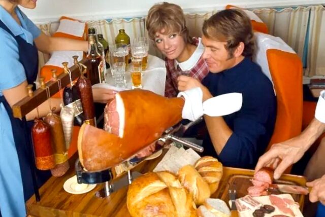 Business Class Nostalgia Hides The ‘Gastronomic Gatekeeping’ That Priced Ordinary People Out Of Air Travel